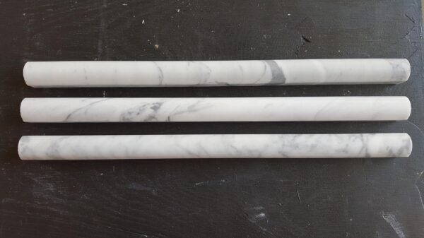 Carrara White Pencil 1/2x12 Polished Marble Trim 2