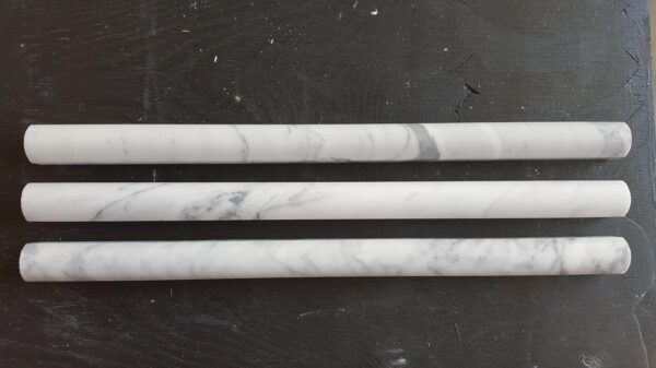 Carrara White Pencil 1/2x12 Honed Marble Trim 1