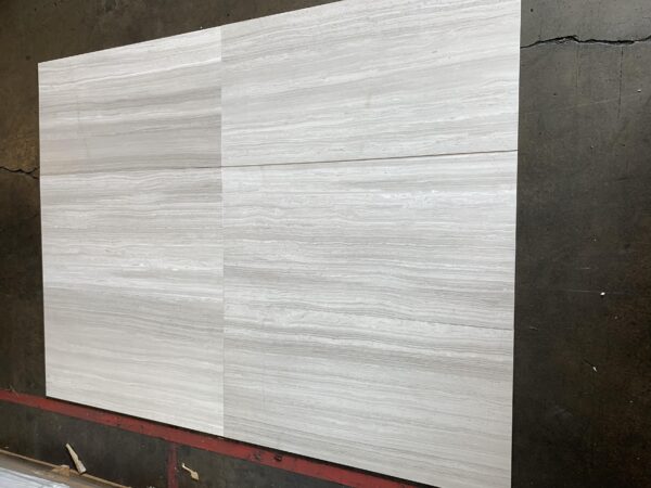 White Oak 18x36 Honed Limestone Tile 0
