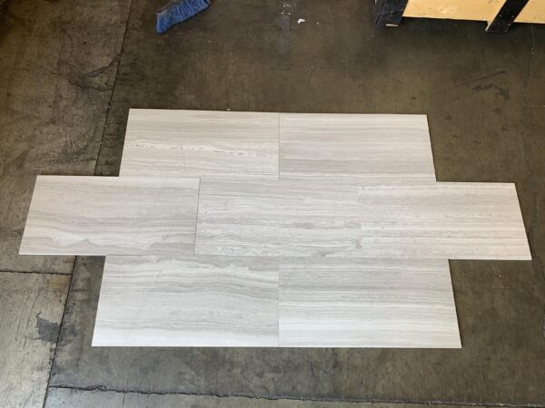 White Oak 18x36 Honed Limestone Tile 3