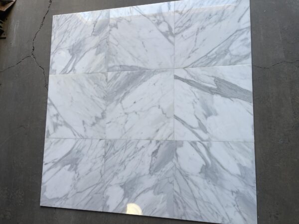 Calacatta Gold 18x18 White Polished Marble Tile 4