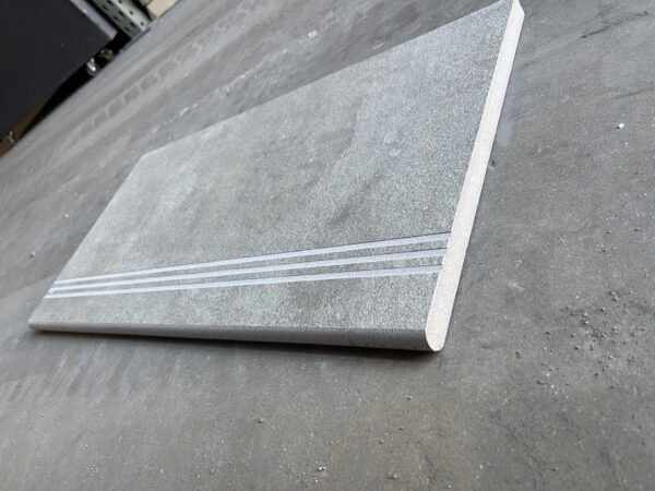 London Gray 12x24 Natural Porcelain Pool Coping 3