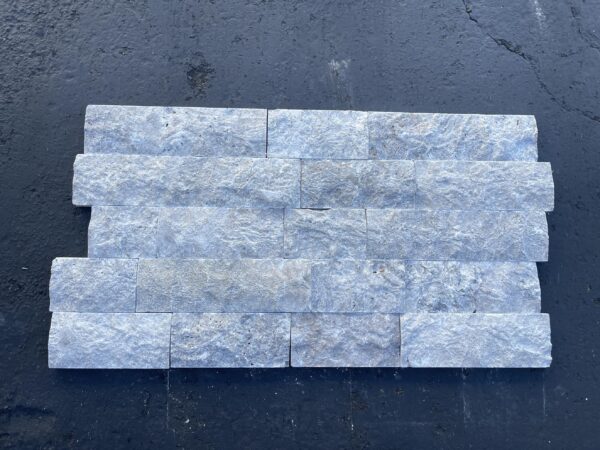 Silver 4xRandom Split Face Travertine Veneer 1